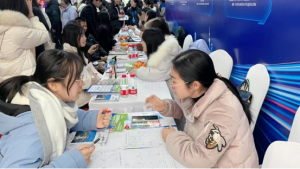 市农发集团参加华东政法大学专场引才活动