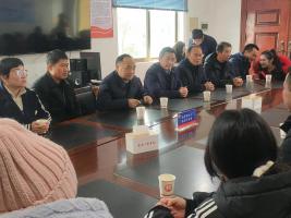 市农发集团党委书记、董事长王柏荣率集团领导班子一行赴大鹿村开展调研走访慰问活动